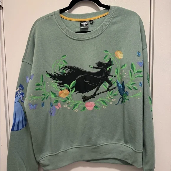 Women's Extra Large Wicked Fleece Pullover
Sweatshirt -Elphaba Sage Green XL NWT - Picture 2 of 8